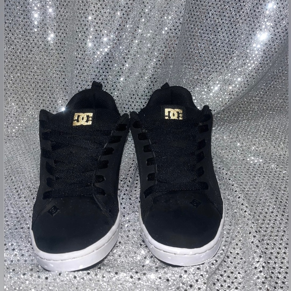 Black/Gold DC SKATER SHOES